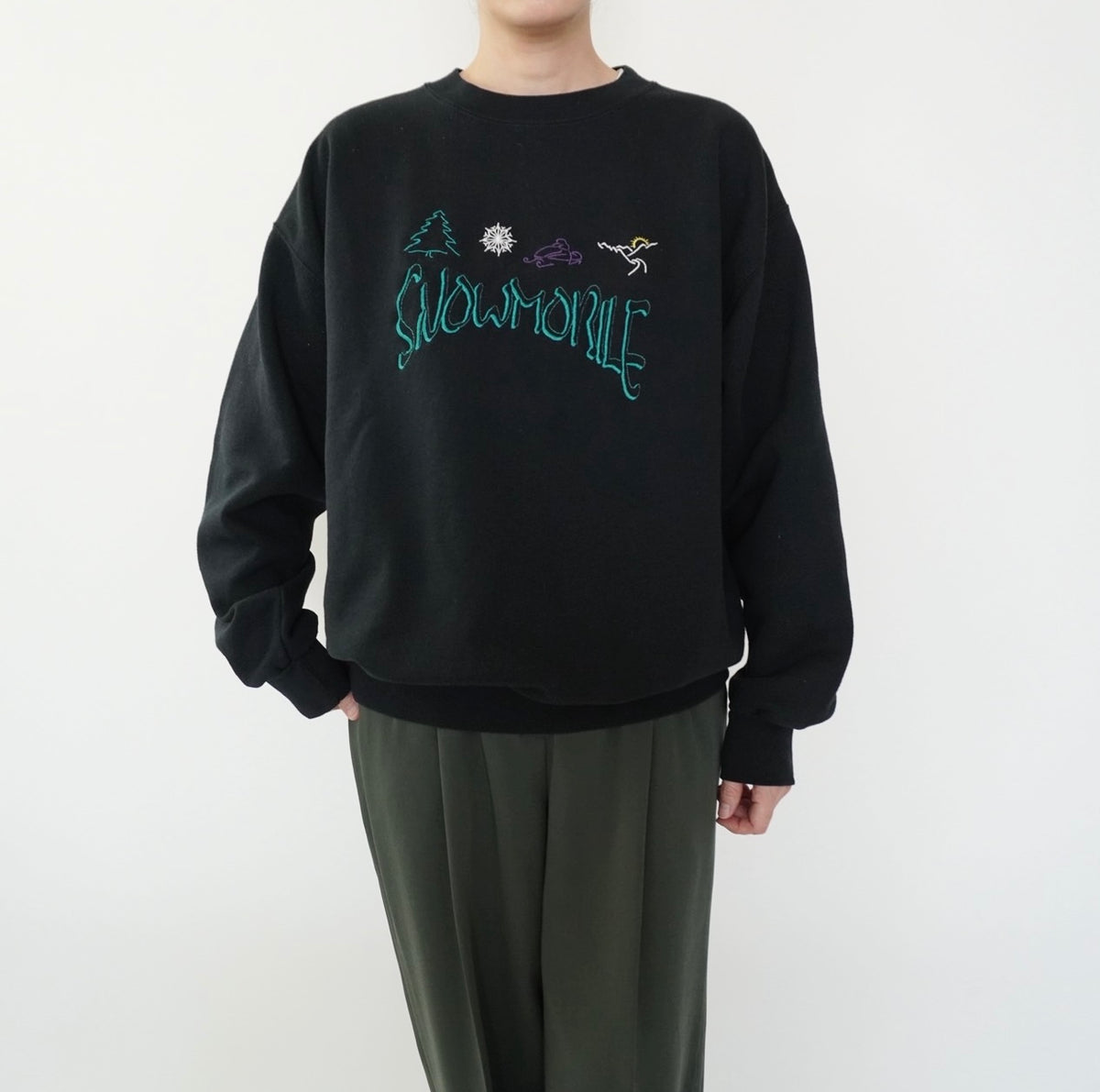 90s Embroidery Sweater Made in USA