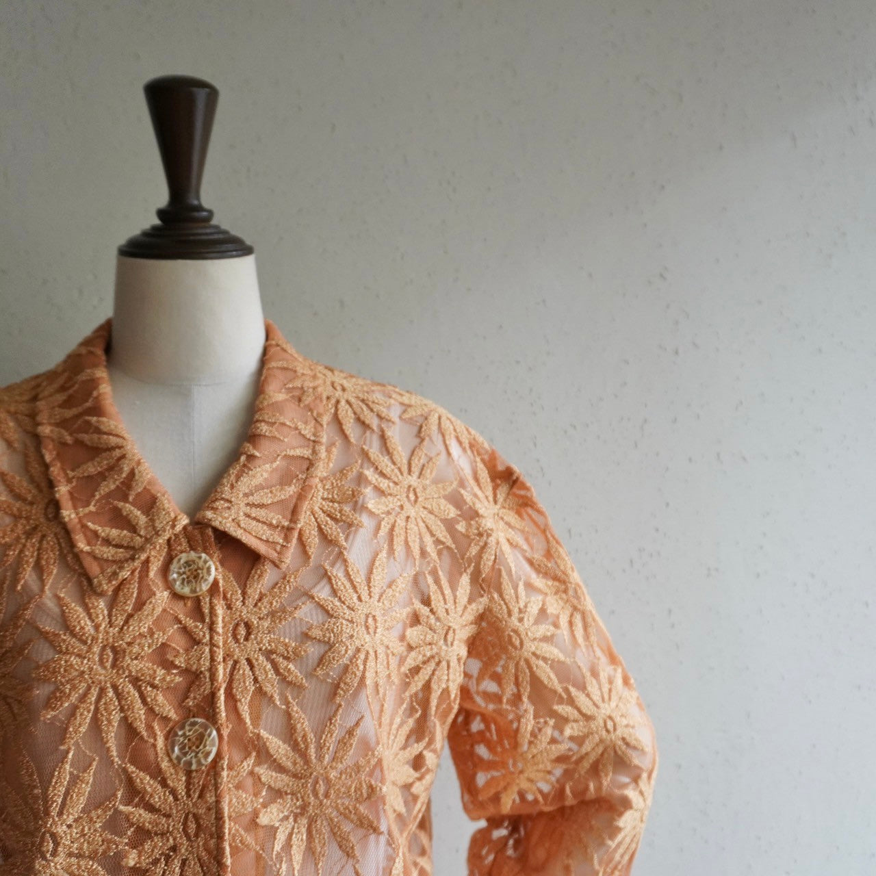 90s Flower Design Shirt