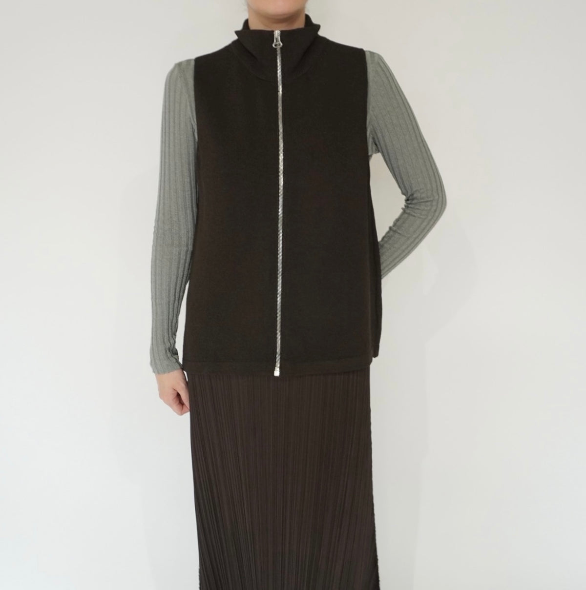 90s EURO Zipped Top、Vest Handloomed in California