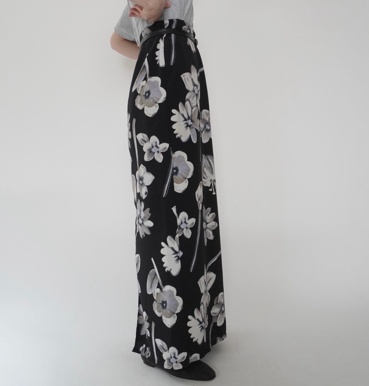 90s EURO Floral Print Skirt