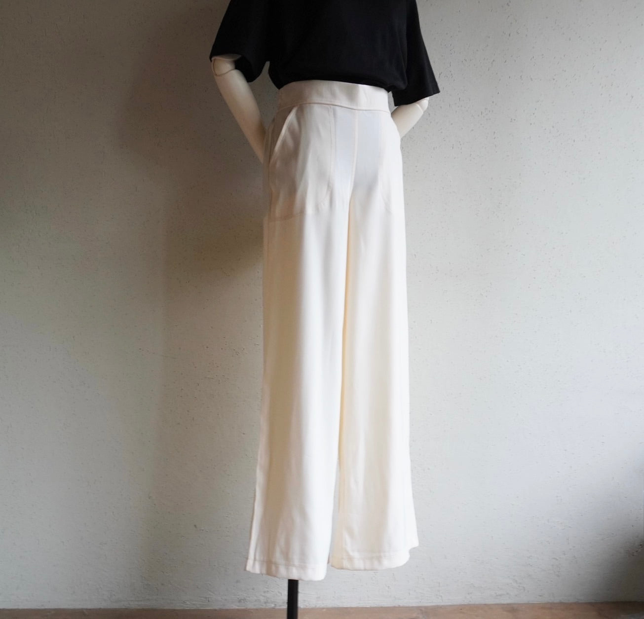 90s Ivory Wide Pants