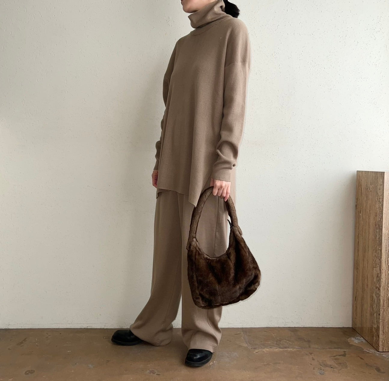 90s "La Maison De La Fausse Fourrrure x SAKS FIFTH AVENUE" Fur Bag Made in France