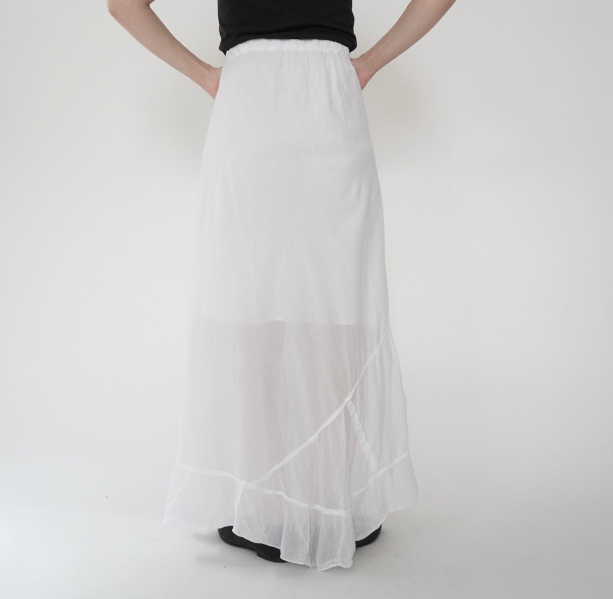90s Cotton Lace Design Skirt Made in Italy