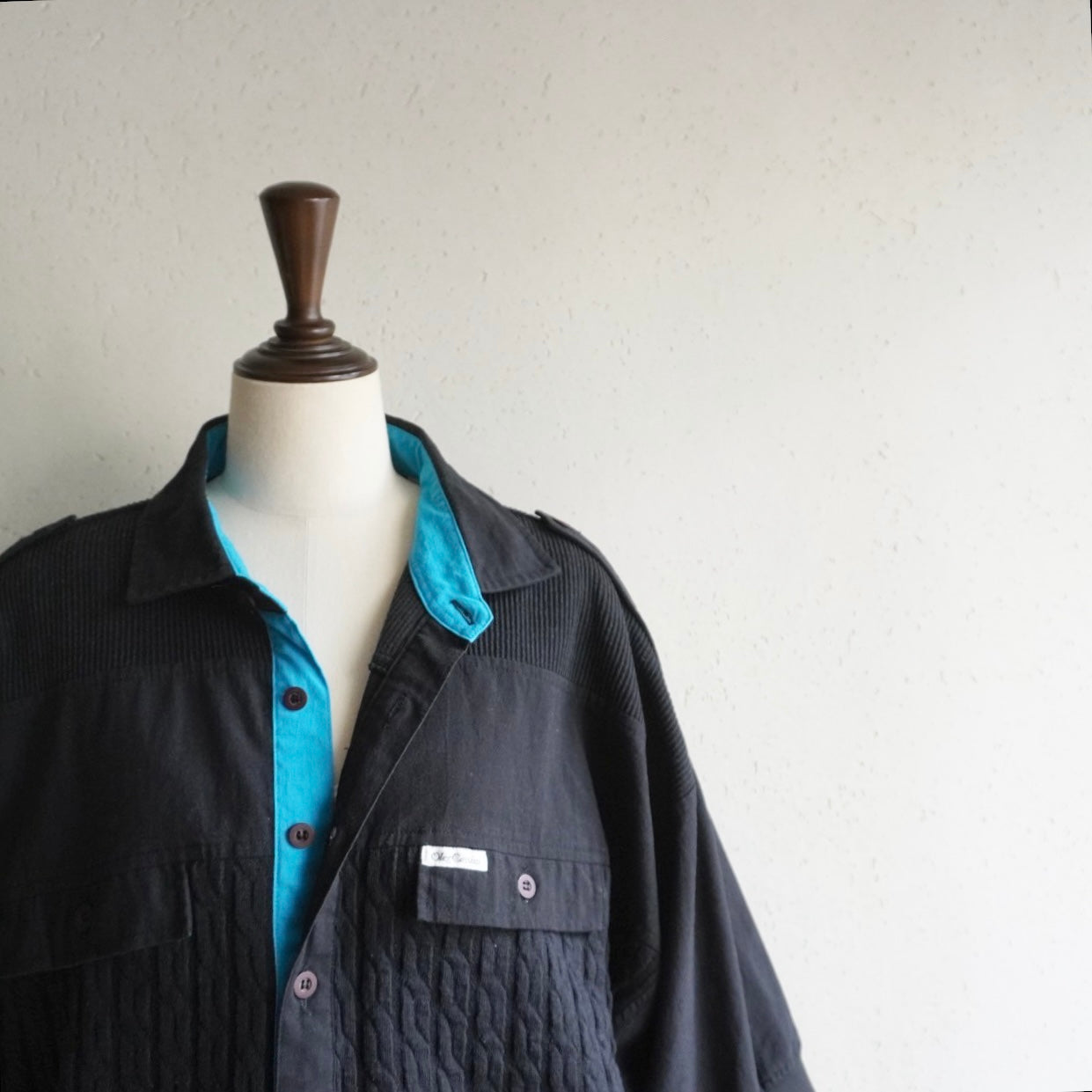 90s Black x Blue Design Top