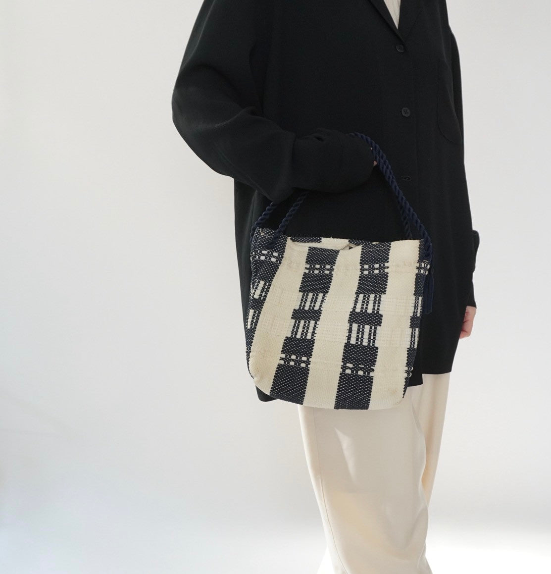 40s Woven Striped Bag
