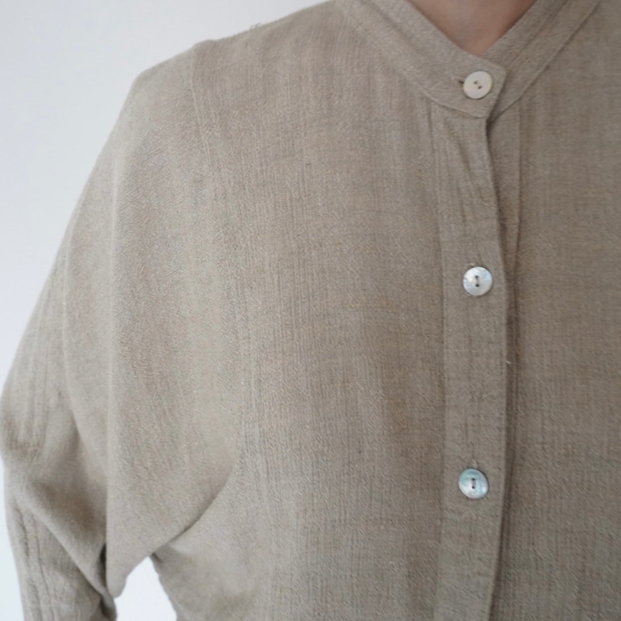 90s Design Beige Blouse