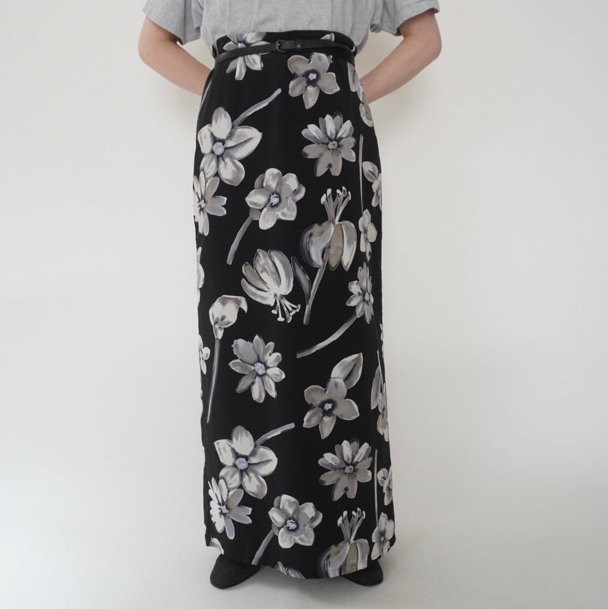 90s EURO Floral Print Skirt