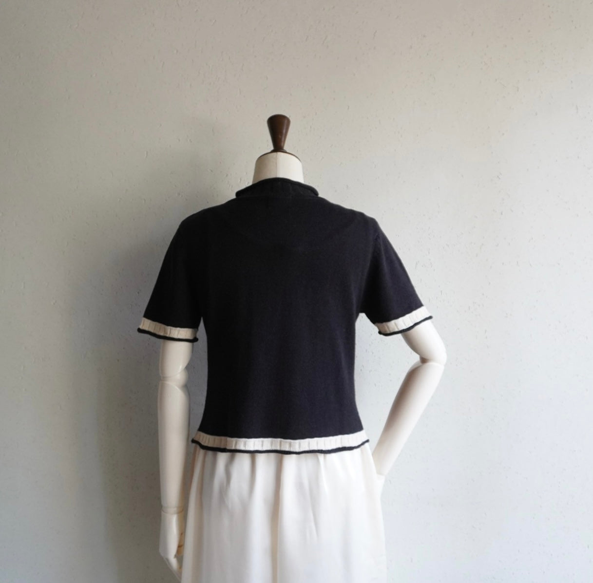 90s EURO Zipped Top