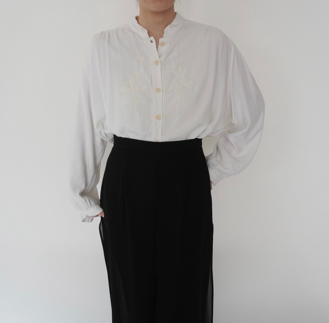 90s Embroidery Rayon Shirt
