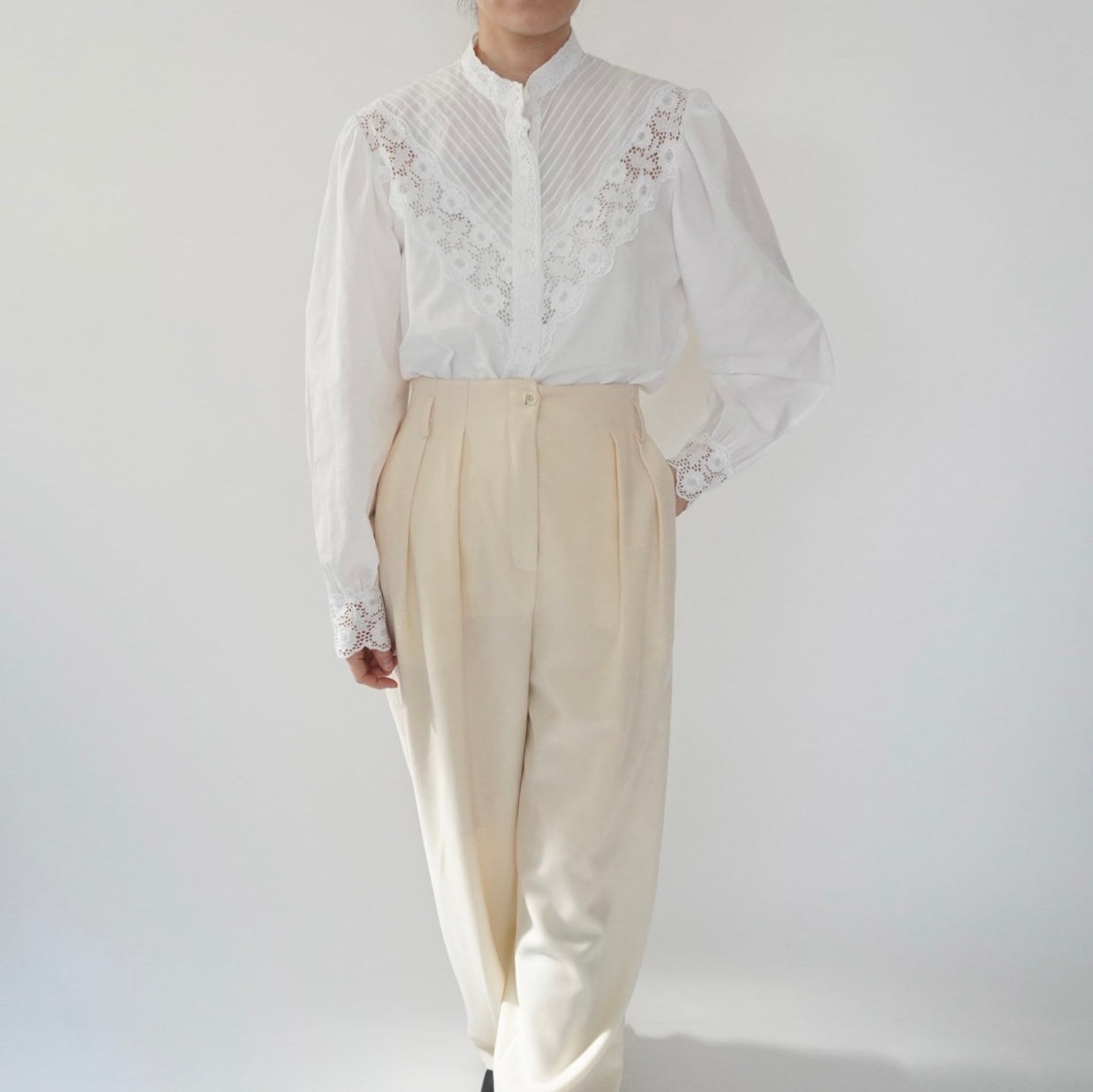 90s EURO Lace Design Blouse