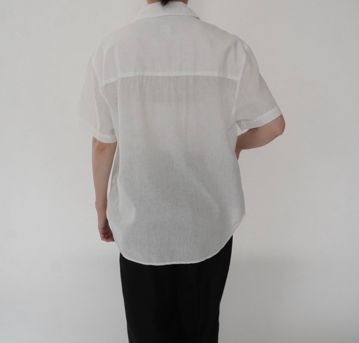90s Design White Shirt