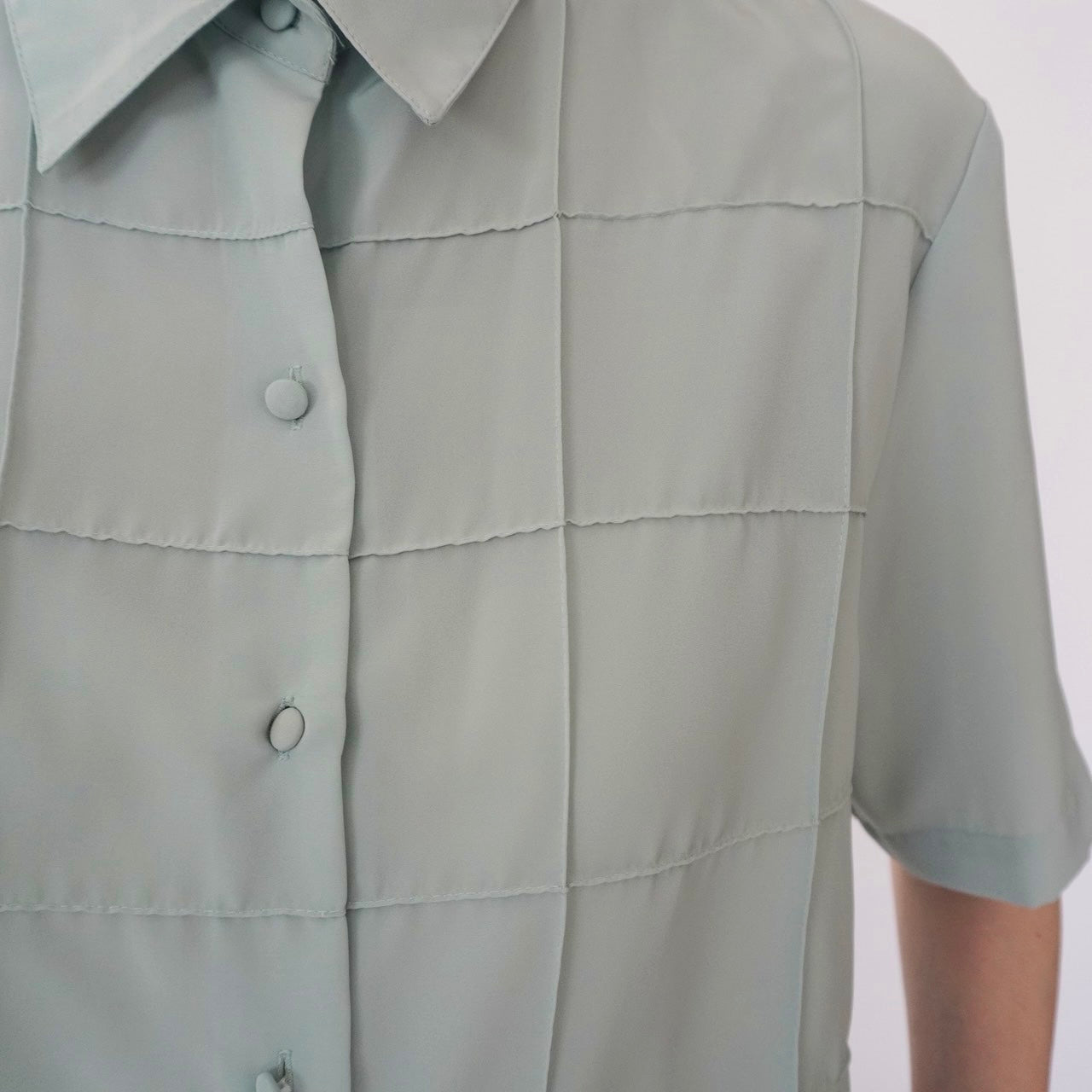 90s Stitch Design Shirt