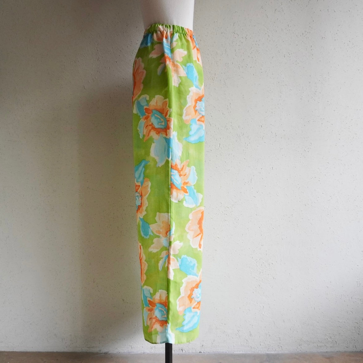 90s EURO Floral Print Pants