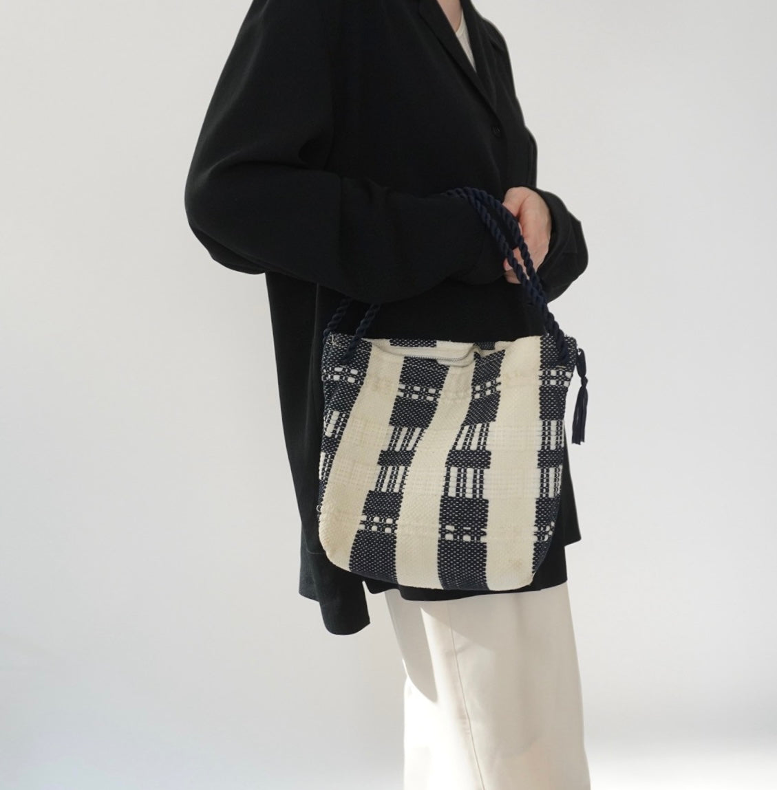 40s Woven Striped Bag