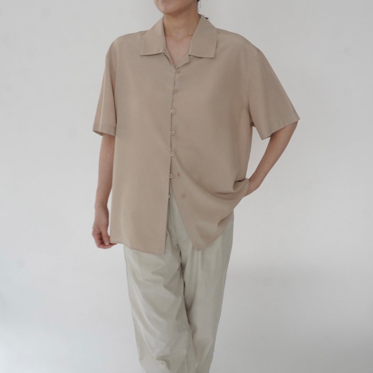90s Button Design Shirt