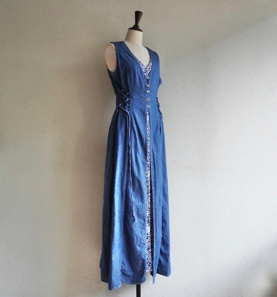 90s Sleeveless Denim Dress