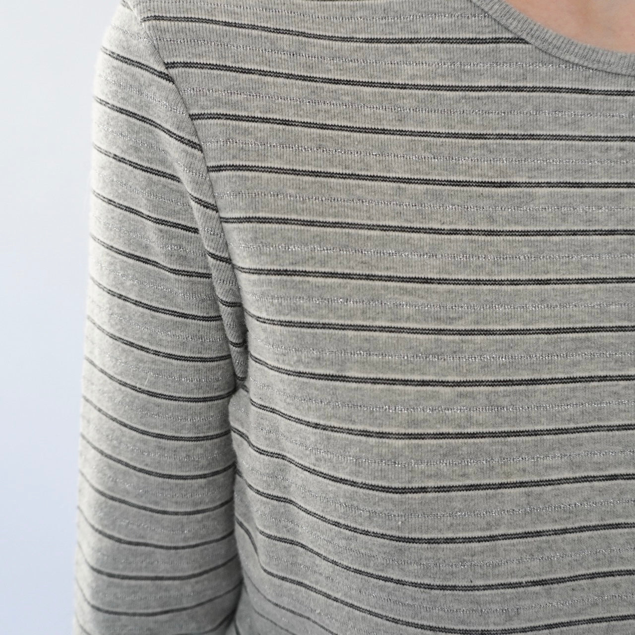 90s Gray Striped Top