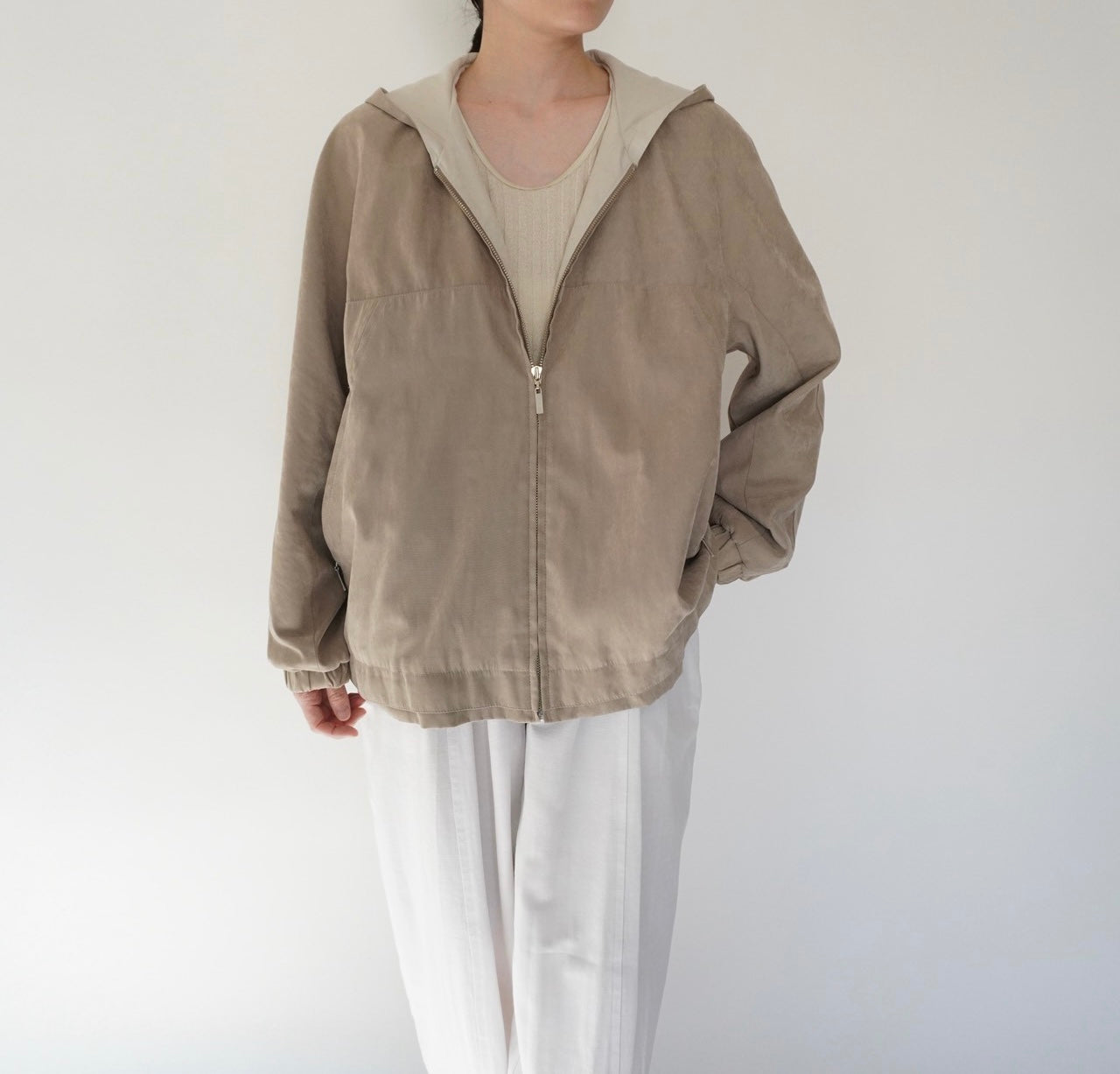 90s Hooded Light Jacket