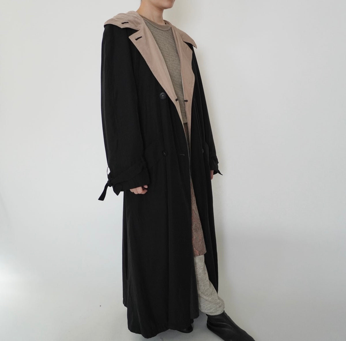 90s Black Design Maxi Coat