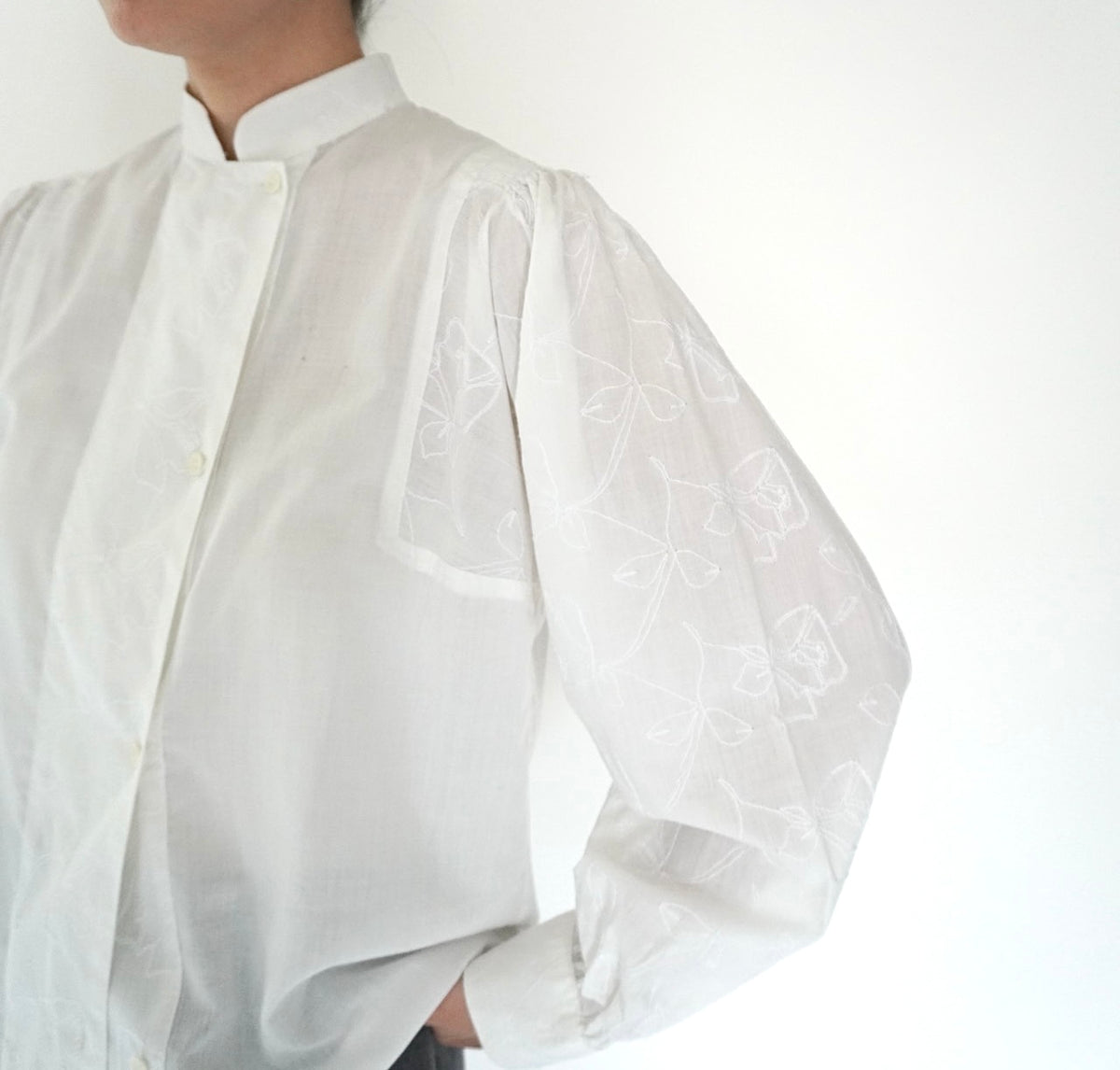 80s Embroidery Blouse