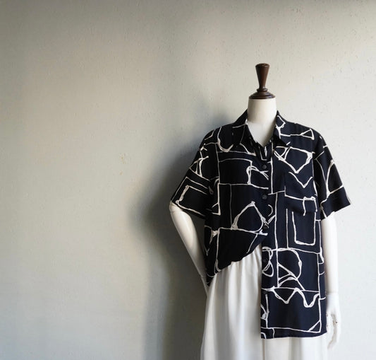 90s Printed Shirt