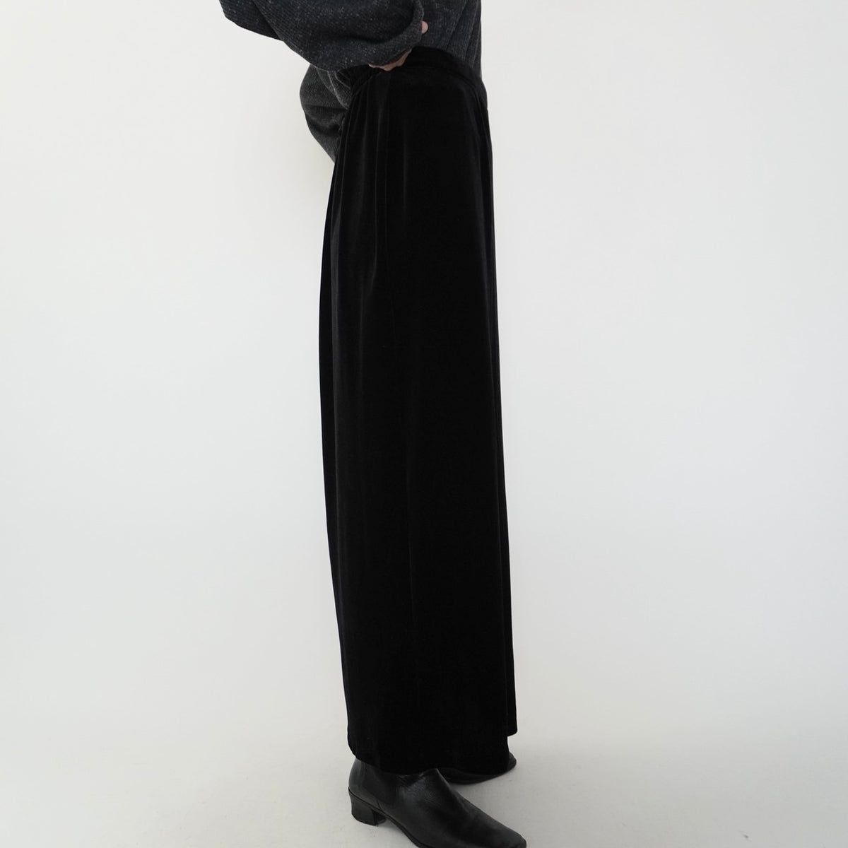 90s Design Velour Skirt