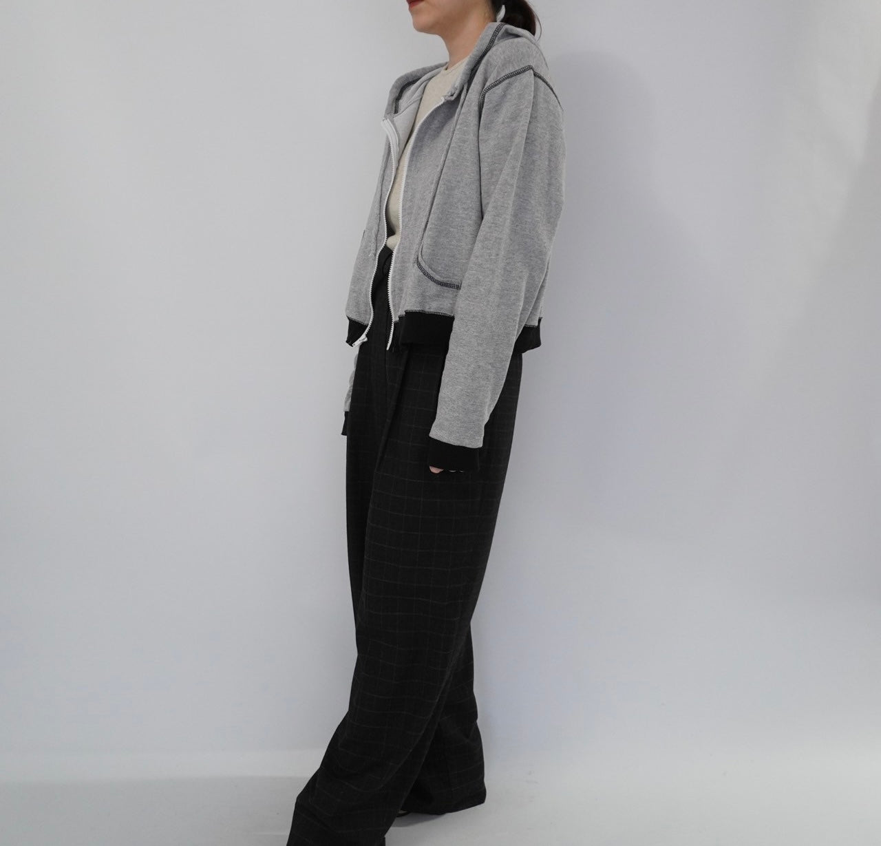 90s Hooded Zip Sweater