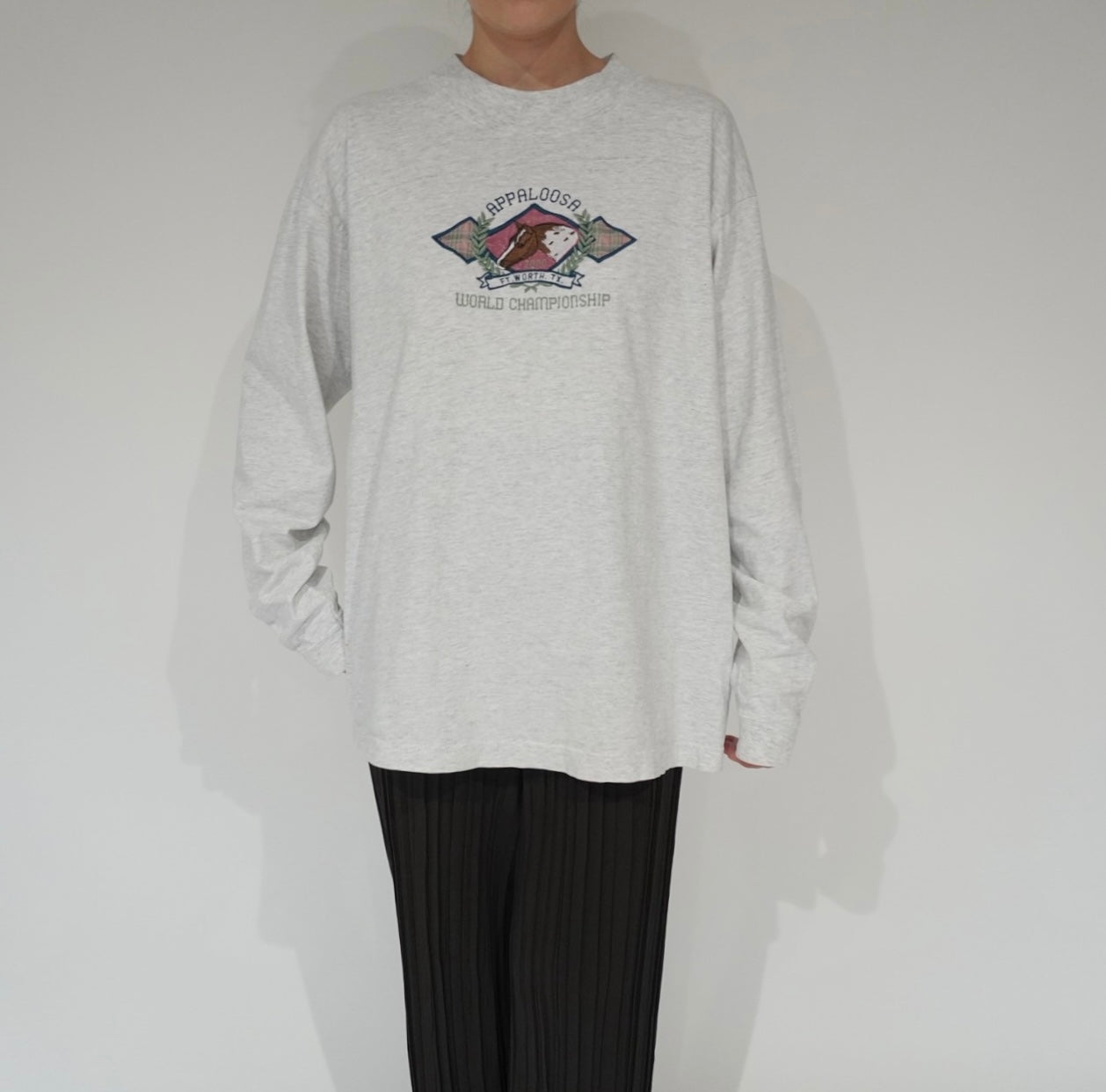 00s Embroidery Long Sleeves T-shirt Made in USA