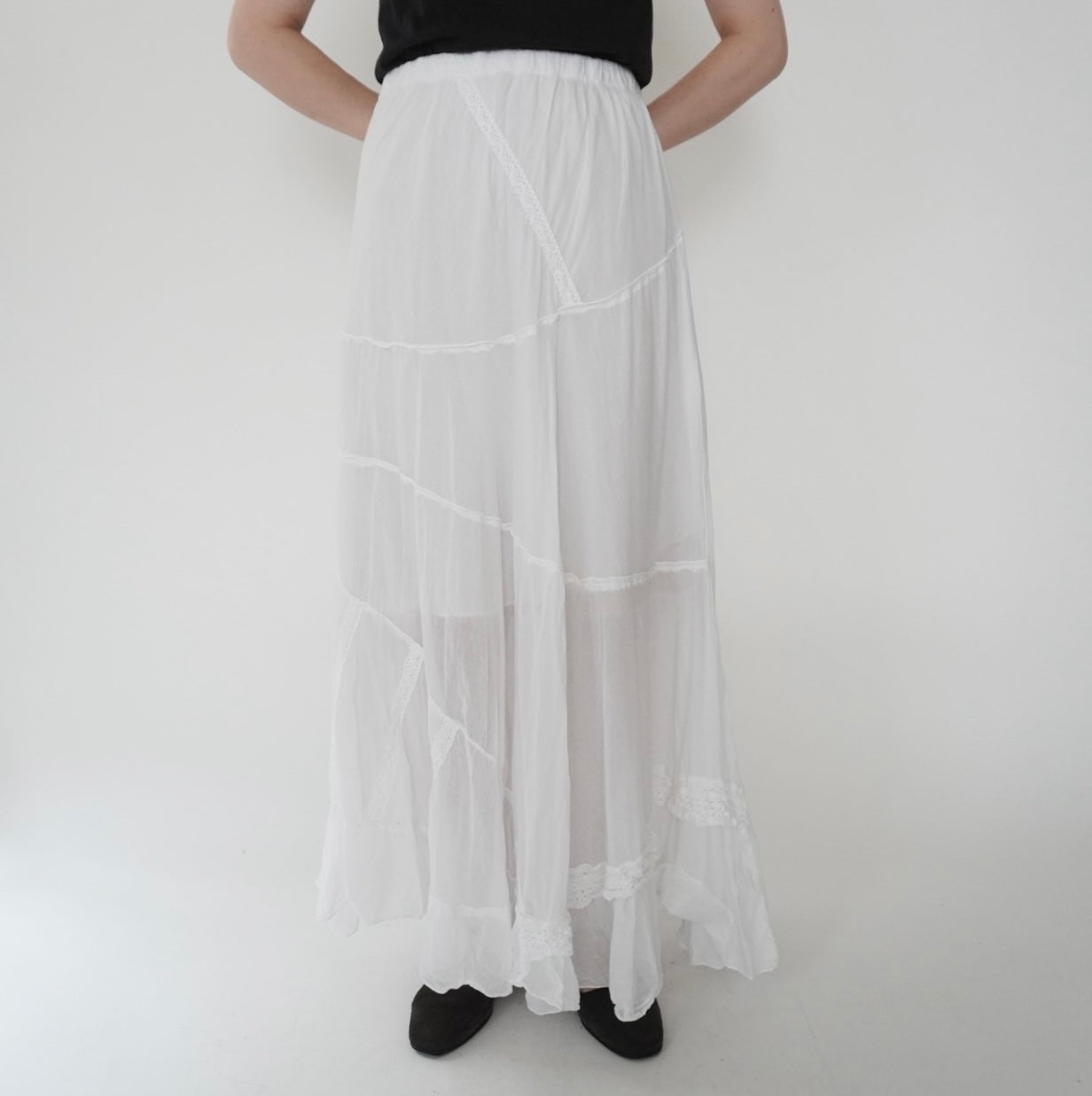 90s Cotton Lace Design Skirt Made in Italy