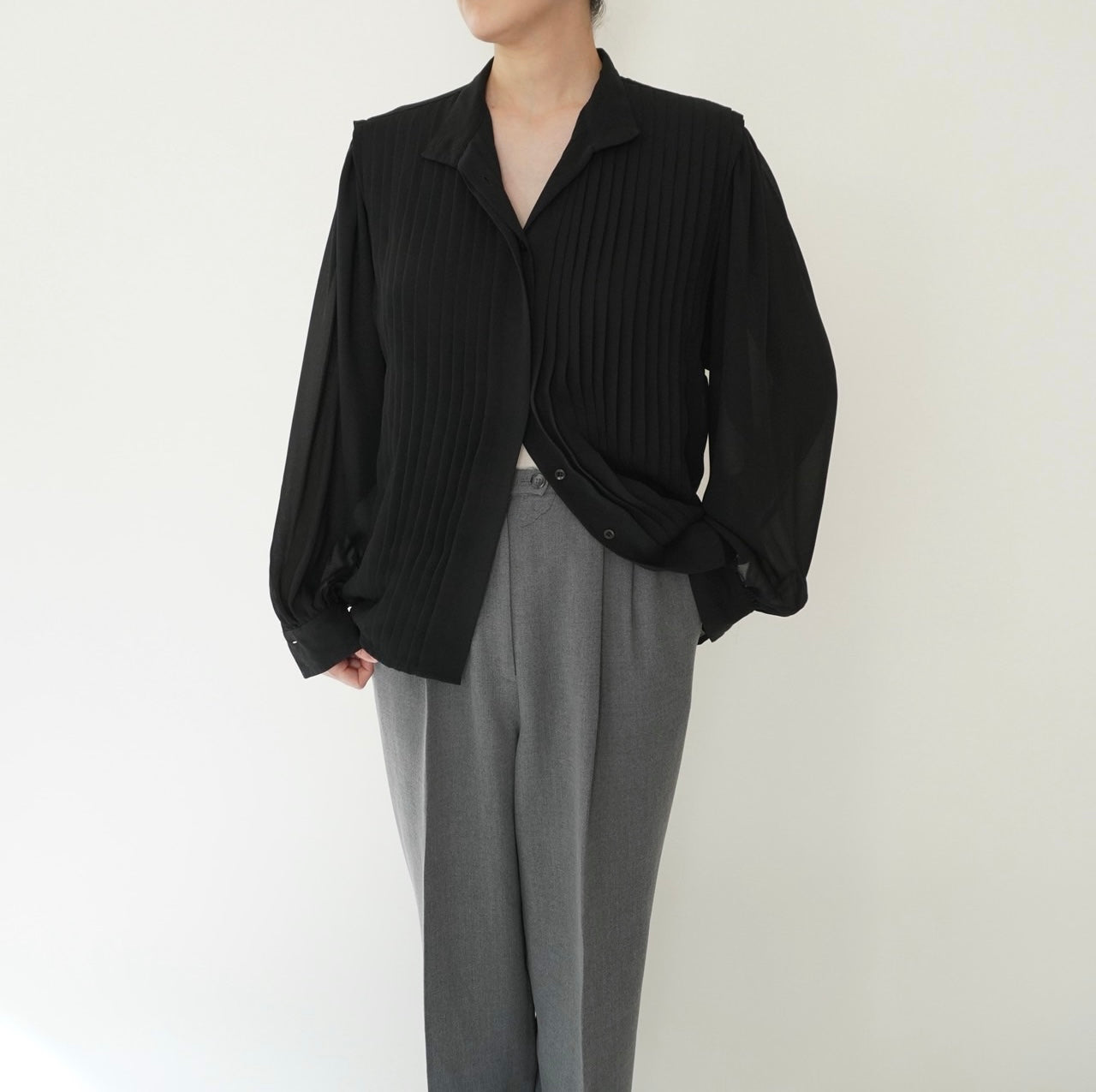 90s Pleated Design Blouse