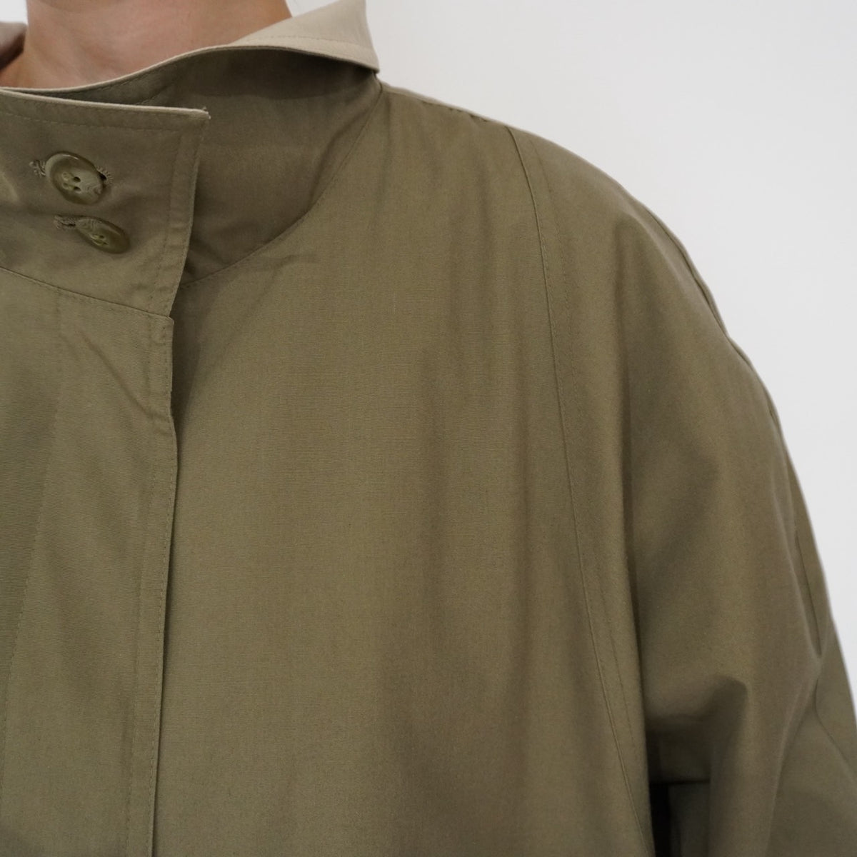 80s Design Light Coat