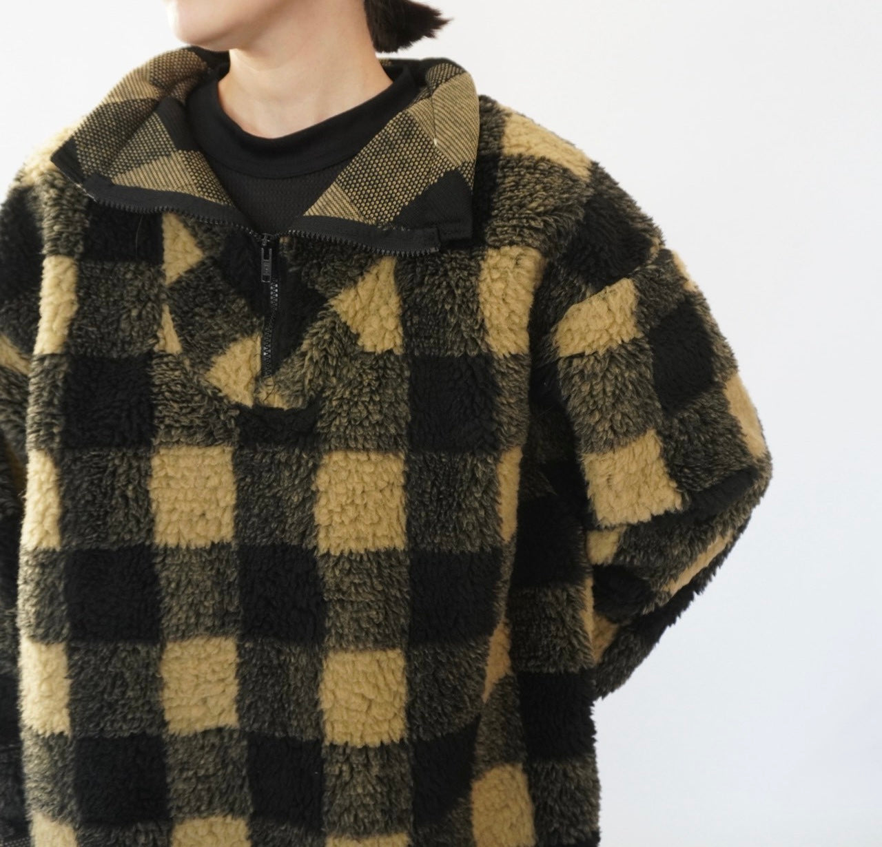 90s EURO Plaid Fleece Top