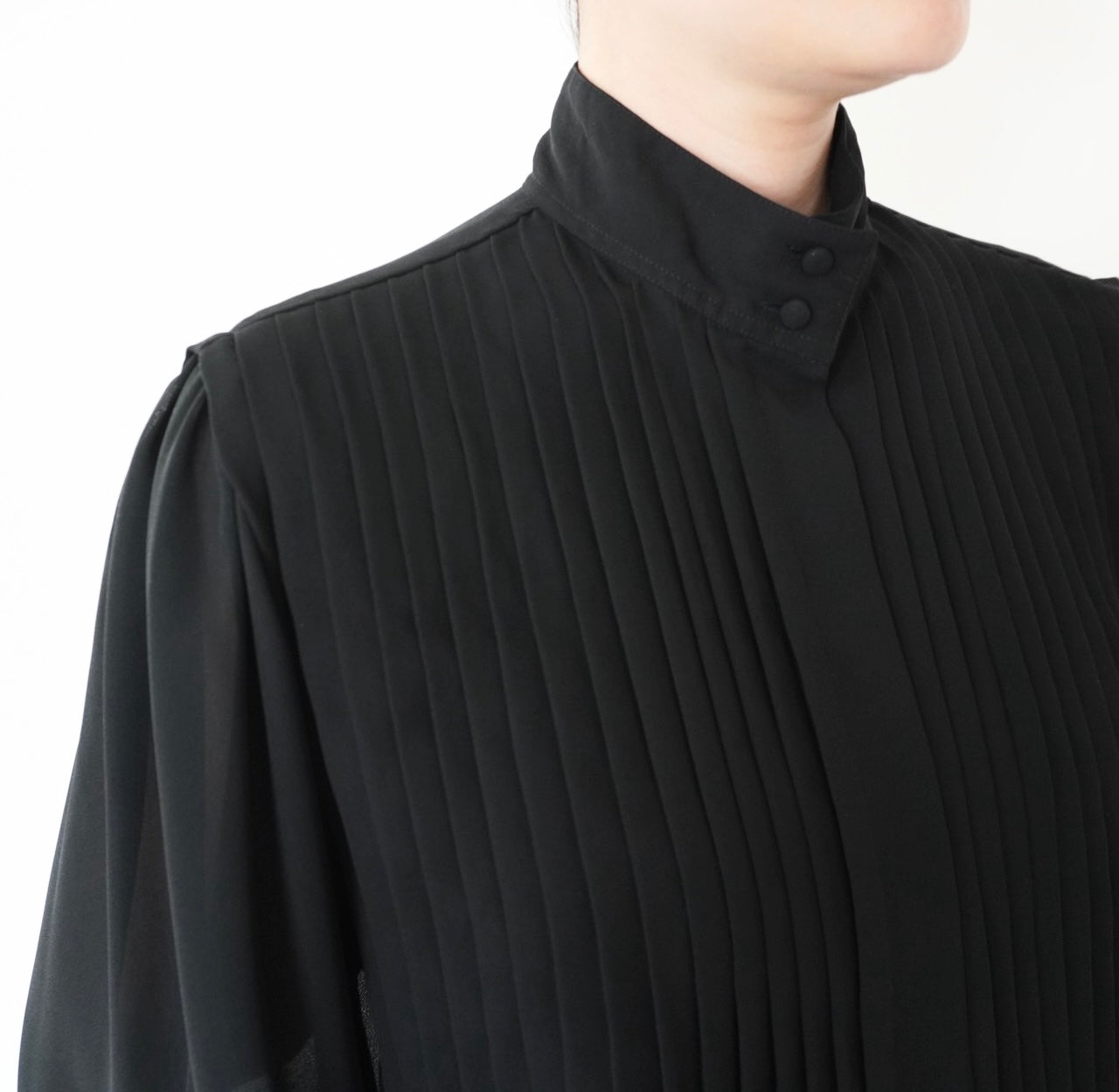 90s Pleated Design Blouse