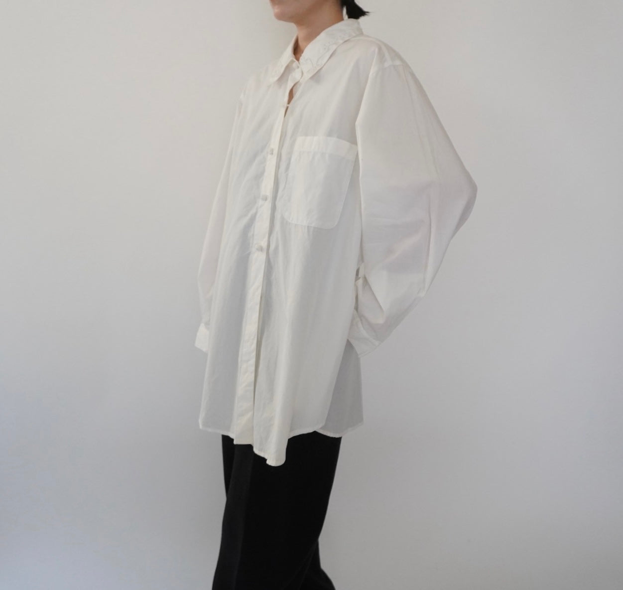 90s Embroidery Collar Shirt