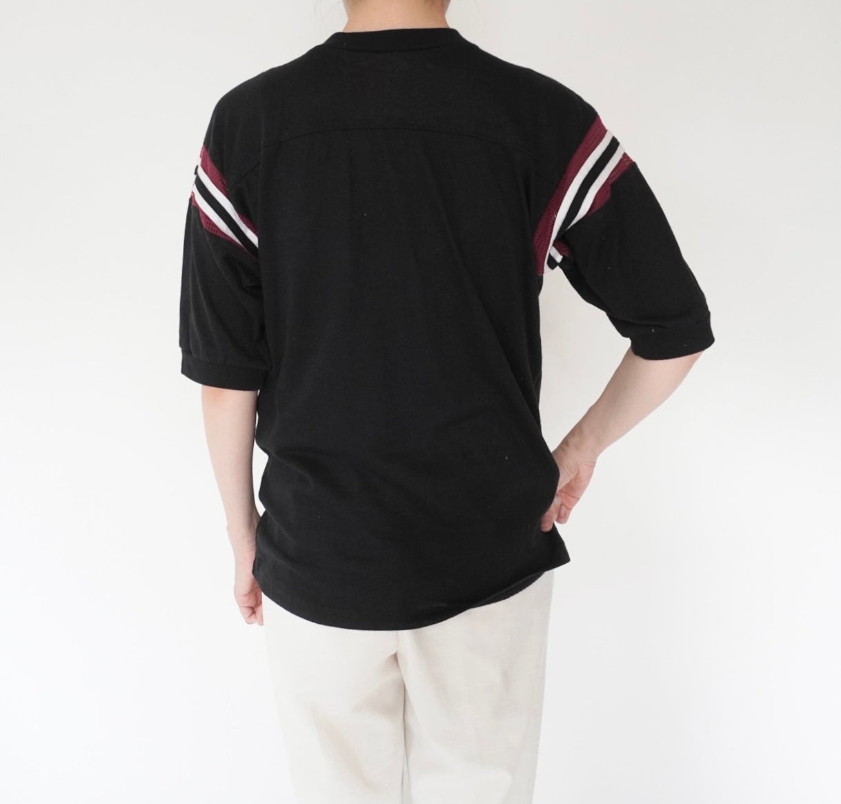 80s Mesh Design T-shirt