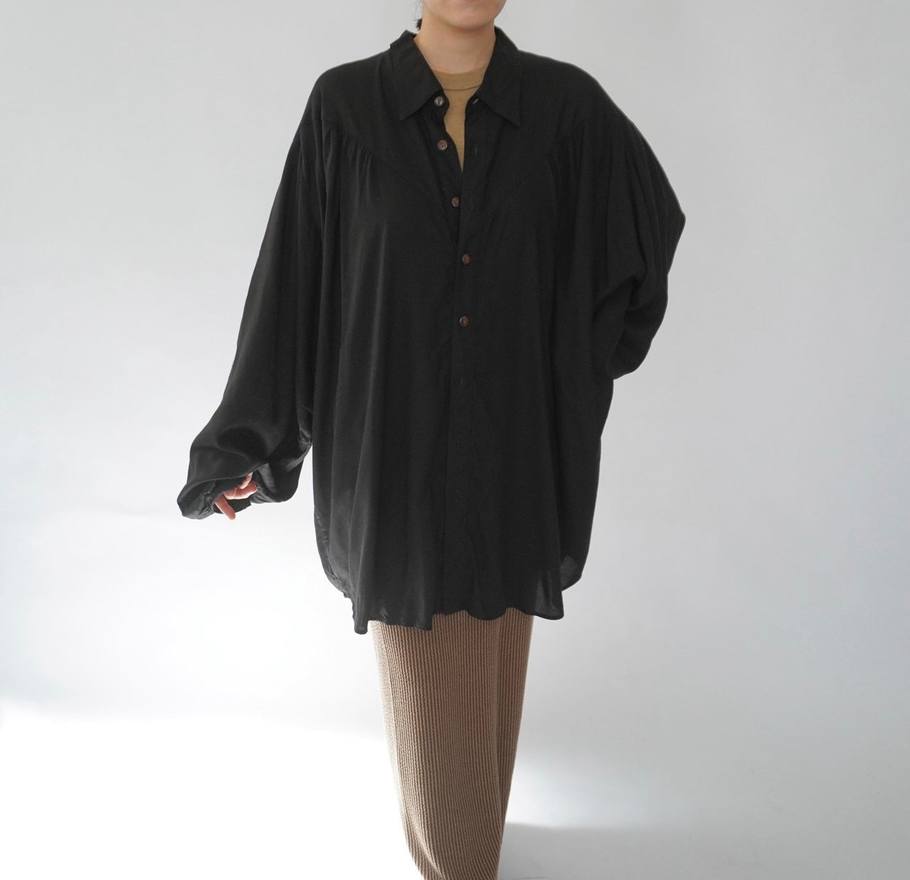 90s Black Oversized Shirt