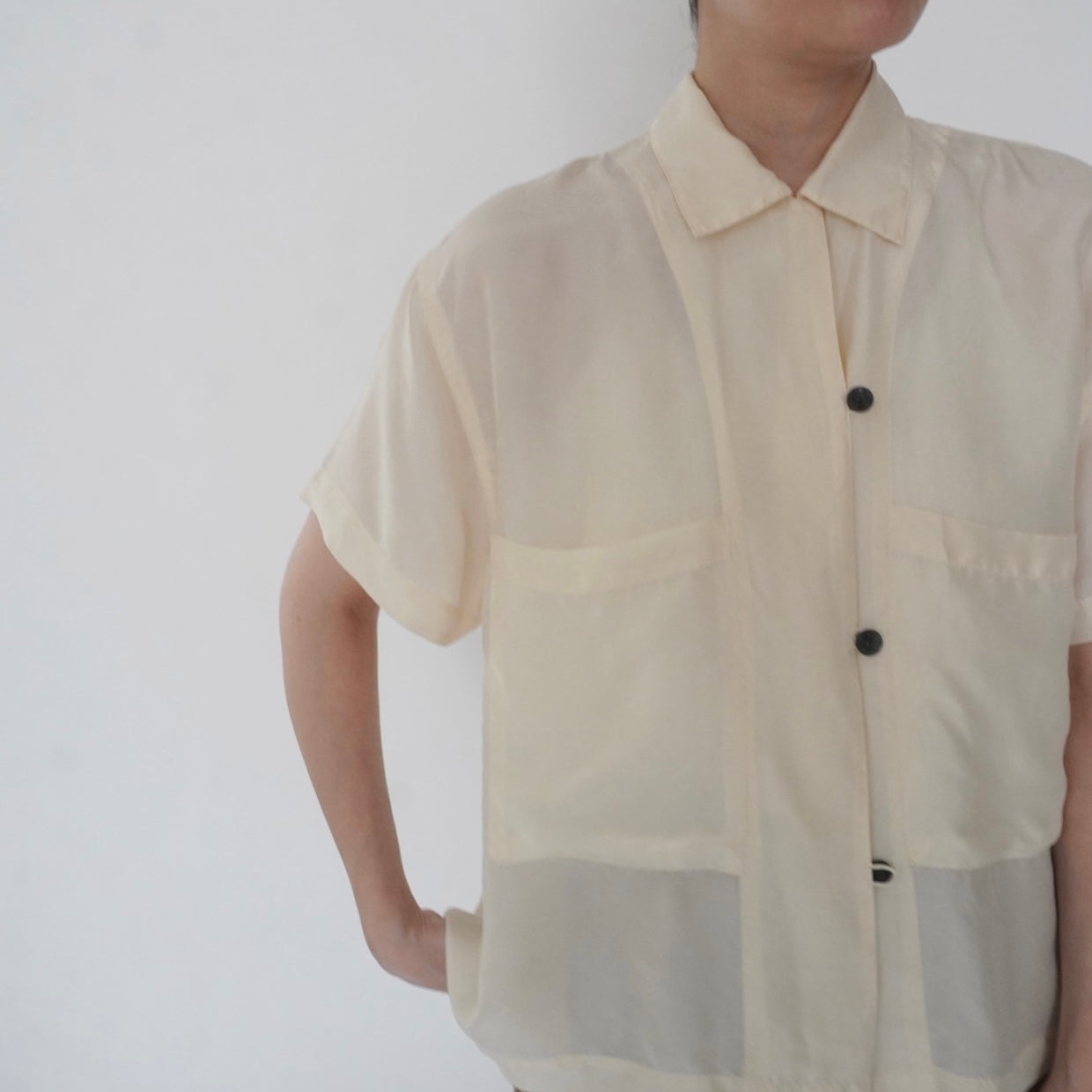 90s Ivory Shirt