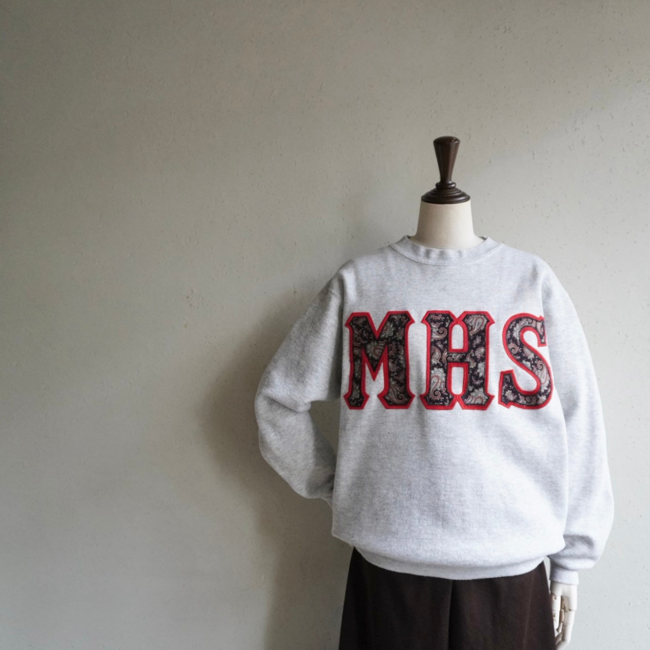 90s Embroidery Sweater Made in USA