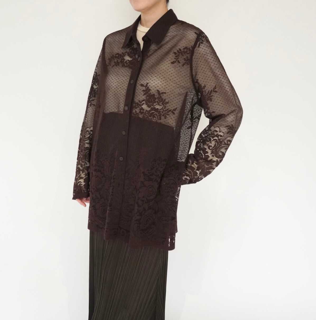 90s Lace Design Shirt