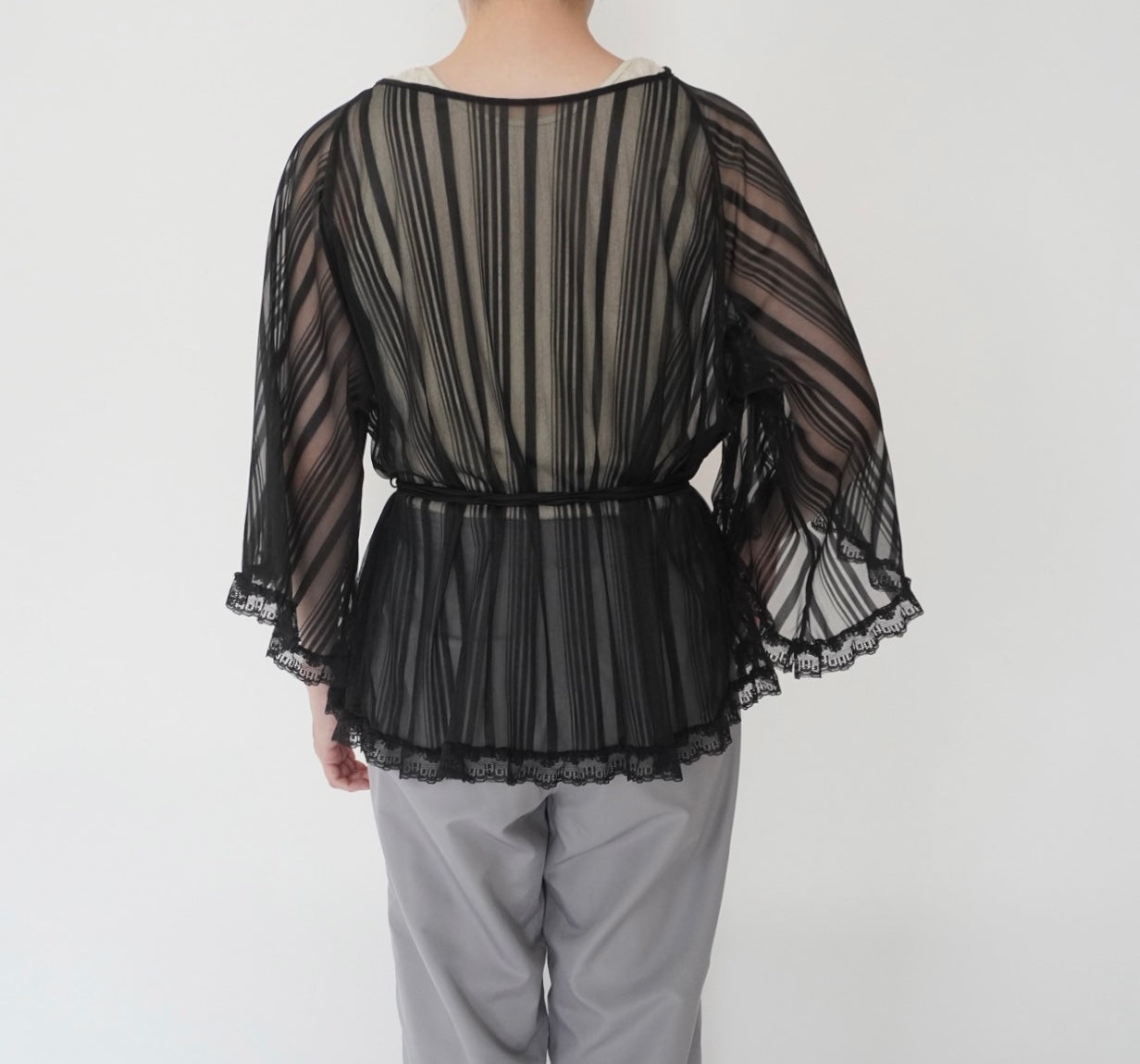 90s Sheer Lace Design Blouse
