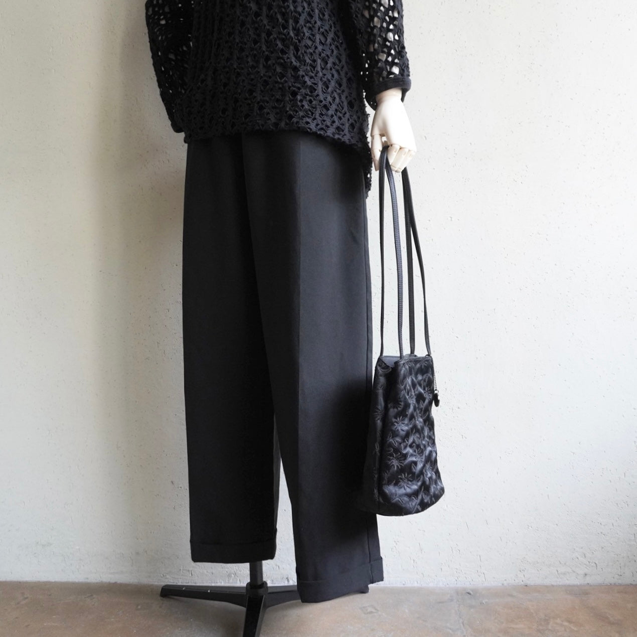 "NINE WEST” Embroidery Bag