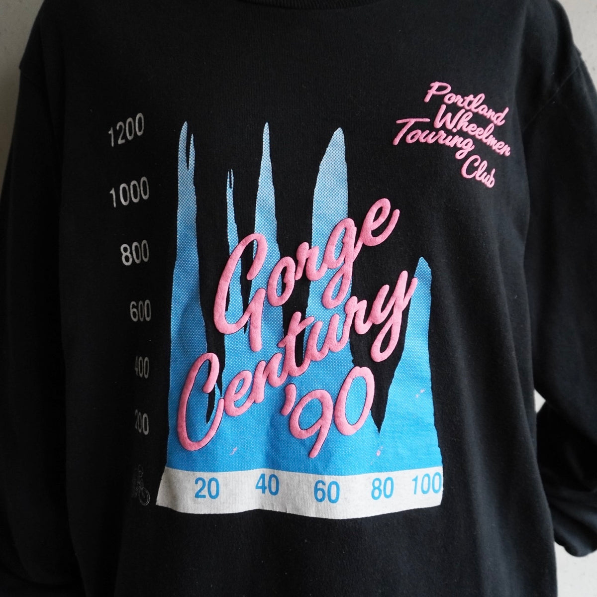 90s Long Sleeves Printed T-shirt Made in USA