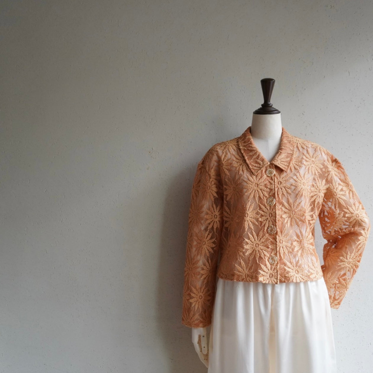 90s Flower Design Shirt