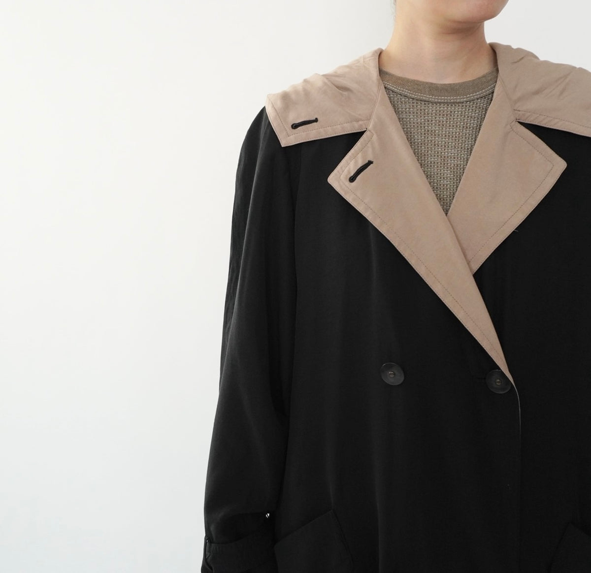 90s Black Design Maxi Coat