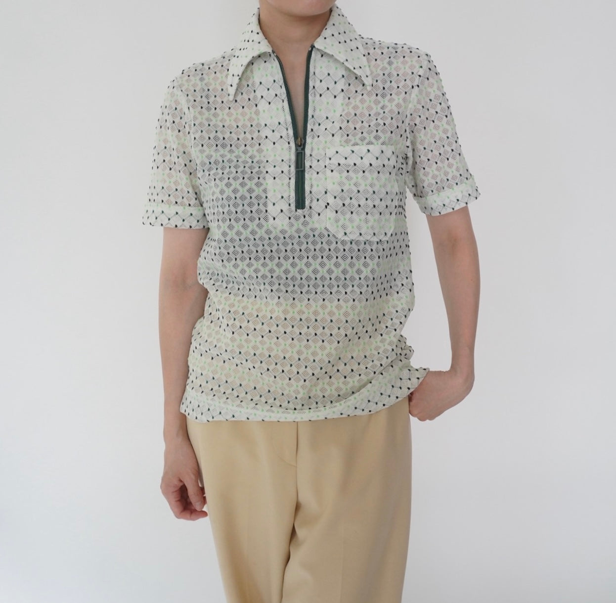 70s Pattern Zip Top