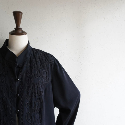 90s Black Embroidery Blouse