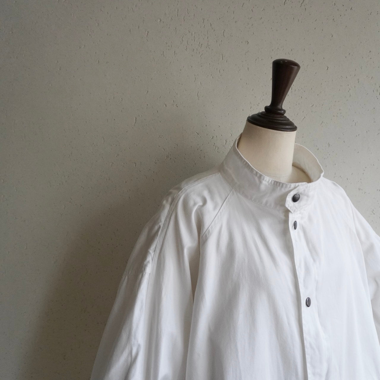 90s White Light Jacket