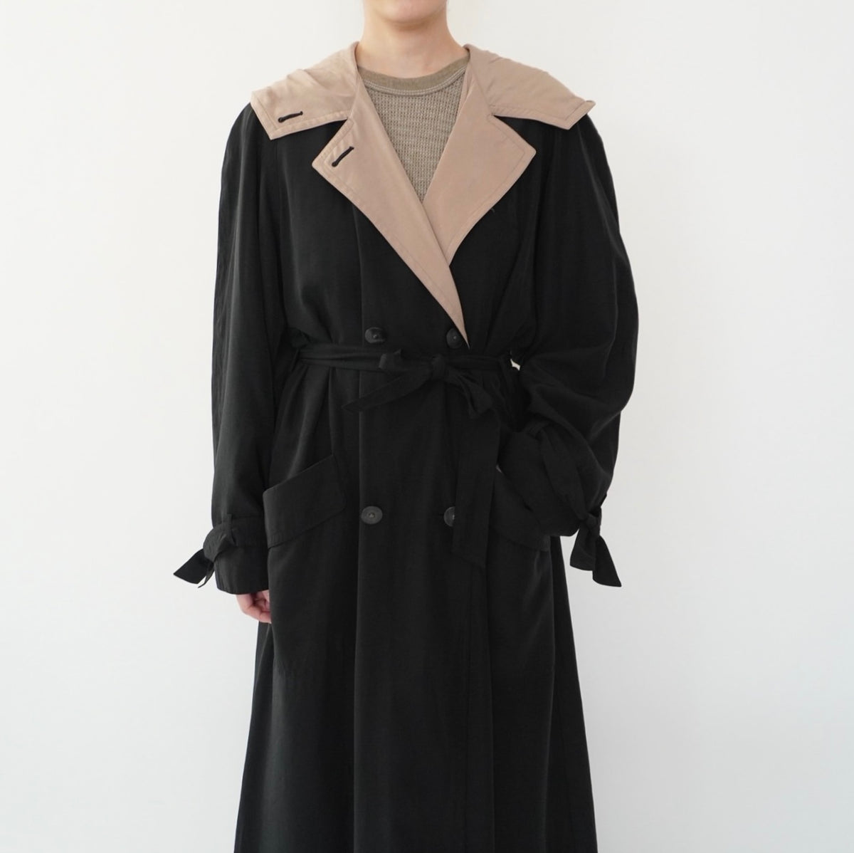 90s Black Design Maxi Coat