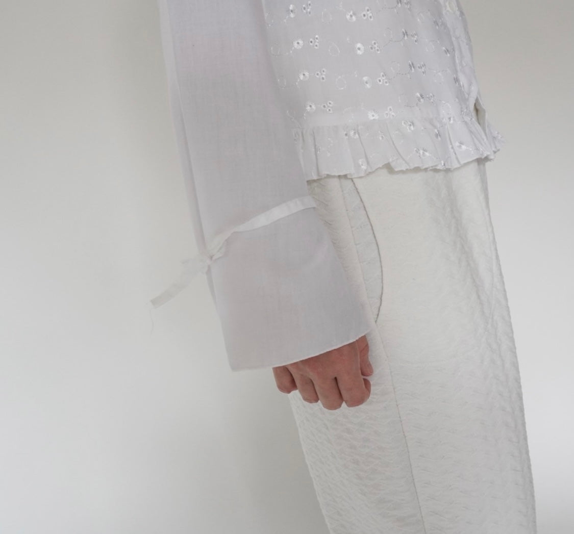 90s Lace Design Blouse