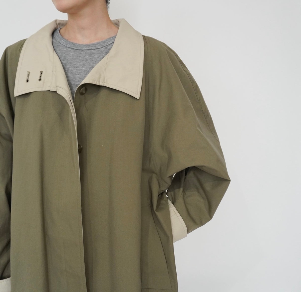 80s Design Light Coat